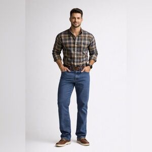 Wrangler Blue Straight Jeans Timeless Fit size 36 x 30 relaxed fit